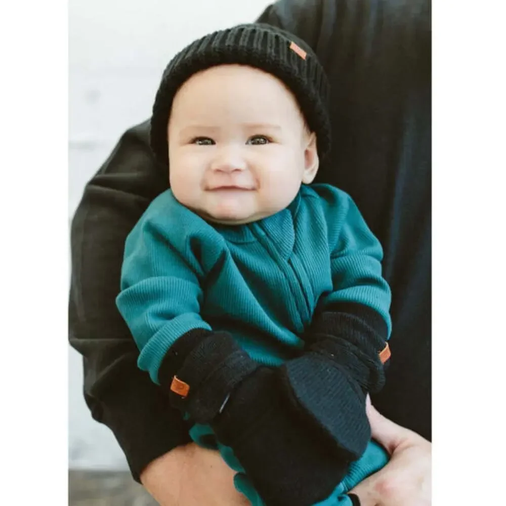 Goumi Stay On Baby Mitts‎ - Knit NWT 3-6 months Shadow